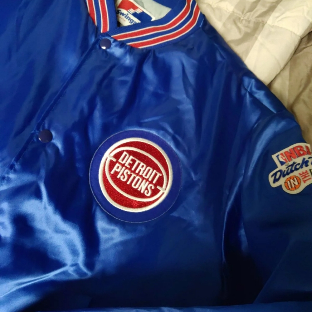 🏀Vintage Detroit Pistons XL 🌠